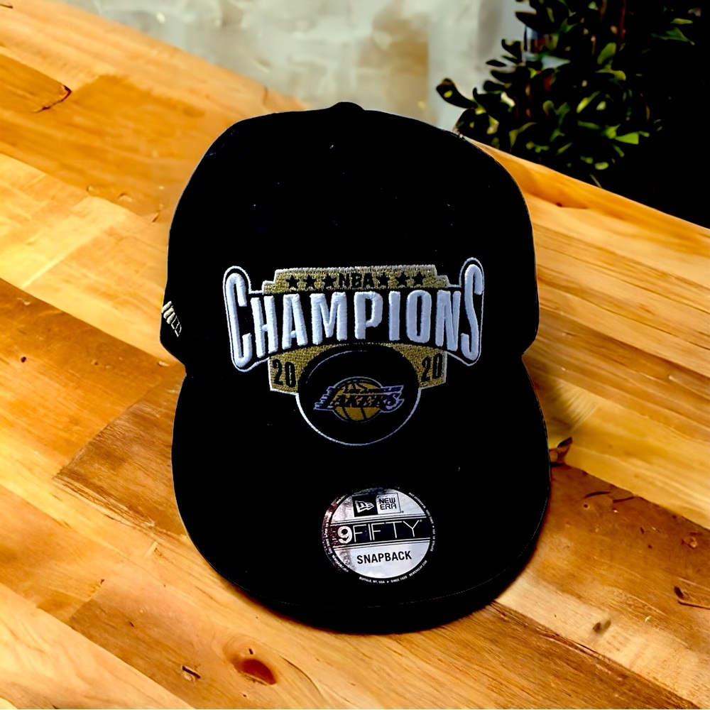 2020 Los Angeles Lakers NBA Champions New Era 9Fifty Adjustable Snapback…